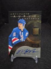 Mark Messier 2024-25 Upper Deck Artifacts Aurum Signatures card