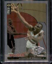 1995-96 Collector's Choice Base Set Aaron McKie #23