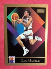 Dan Majerle 1990-91 SkyBox Base Set card