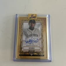 Ichiro 2025 Topps Gilded Collection Topps Gallery of Gold Autographs card