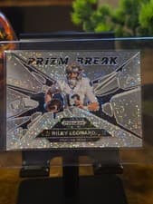 2025 Panini Prizm Draft Picks Prizm Break Riley Leonard #21 card