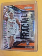 2025 Panini Prizm WNBA Fractal Kiki Iriafen #12 card