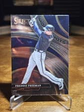 Freddie Freeman 2022 Panini Select Moon Shots card