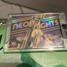 Kenny Pickett 2022 Panini Spectra Neon Nights card