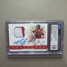 Michael Vick 2018 National Treasures Material Treasures Signatures card