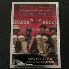 1997 Topps Chrome Bulls NBA Champions #51