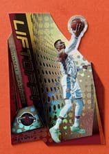 Russell Westbrook 2019 Panini Revolution Liftoff card