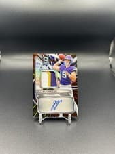 2024 Panini Spectra Aspiring Patch Autographs J.J. McCarthy #APA-JMY card