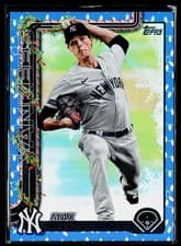 Max Fried 2025 Topps Holiday Base Set card