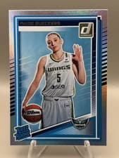 Paige Bueckers 2025 Panini Donruss WNBA card