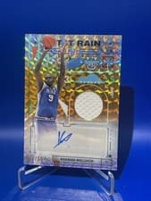 Khaman Maluach 2024-25 Bowman's Best University Let It Rain Relic Autographs card
