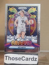 2025 Panini Prizm WNBA Groovy Kate Martin #4 card