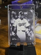 2025 Topps Black & White Base Set Mookie Betts #16 card