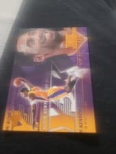Kobe Bryant 2000-01 Upper Deck Base Set card
