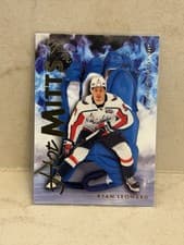 Ryan Leonard 2025-26 Flair Hot Mitts card