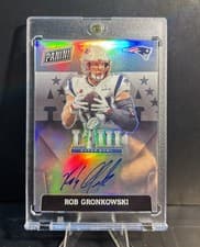 Rob Gronkowski 2022 Panini Spectra 2021 Super Bowl Signatures Prizm card