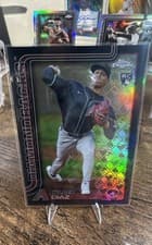 2025 Topps Chrome Logofractor Edition Base Set Yilber Diaz #8 card
