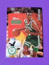 Dee Brown 1992-93 SkyBox Base Set card