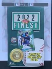 Retail Box 2022 Topps Finest Flashback card