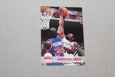 1993-94 Hoops Base Set Antoine Carr #196