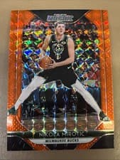 Nikola Mirotic 2018 Panini Prizm Mosaic card