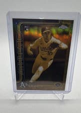 2025 Topps Gilded Collection Chrome Cast in Gold Max Muncy #CG-8 card