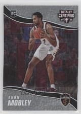 Evan Mobley 2021-22 Panini Chronicles Base Set card