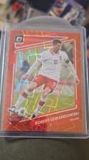 Robert Lewandowski 2021 Panini Donruss Road to Qatar card