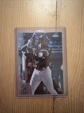 Luis Robert 2020 Topps Chrome card