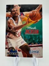 Larry Krystkowiak 1992-93 SkyBox Base Set card