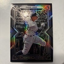 2022 Panini Chronicles Obsidian Aaron Judge #36