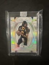 2023 Panini Flawless Collegiate Base Set Aaron Rodgers #12 card