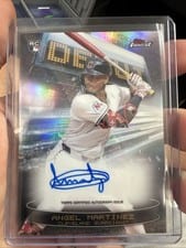2025 Finest Debut Autographs Angel Martínez #DAV-AM card