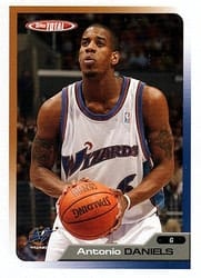 2005-06 Topps Total Base Set Antonio Daniels #343 card