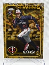 2024 Topps Gilded Collection Base Set Austin Martin #62 card