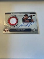 2024 Topps Pristine Pieces Autograph Relic Austin Riley #PPAR-AR card