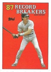 1988 Topps Base Set Benny Santiago #7 card