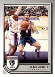 2022-23 Hoops Base Set Blake Griffin #13 card