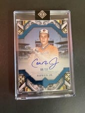 2025 Topps Transcendent Collection Transcendent Collection Autographs Cal Ripken Jr. #TAC-CRJ card