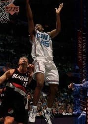 2000-01 Upper Deck Base Set Cedric Henderson #29 card