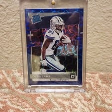 2020 Panini Donruss Optic CeeDee Lamb Blue Scope #156 card