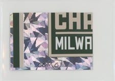 2021-22 Panini NBA Sticker & Card Collection (Brazil) Base Set Champions 2021 Milwaukee Bucks #81 card