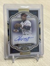 2023 Topps Tier One Next Level Autographs Chipper Jones #NLA-CJ card