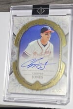 2024 Topps Transcendent Collection Autographed Relics Chipper Jones #TCAR-CJ card