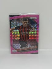 2025 Panini Prizm FIFA Christian Pulisic Pink Mosaic #18 card
