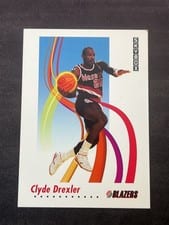 1991-92 SkyBox Base Set Clyde Drexler #237 card