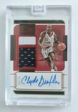 2021-22 Panini One and One Jersey Autographs Clyde Drexler #JA-CDX card