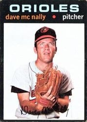 1971 Topps Base Set Dave McNally #320 card