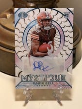 2022 Panini Illusions Mystique Autographs David Bell #M-29 card