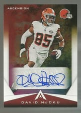 2021 Panini Chronicles Ascension Autographs David Njoku #ASC-DNJ card